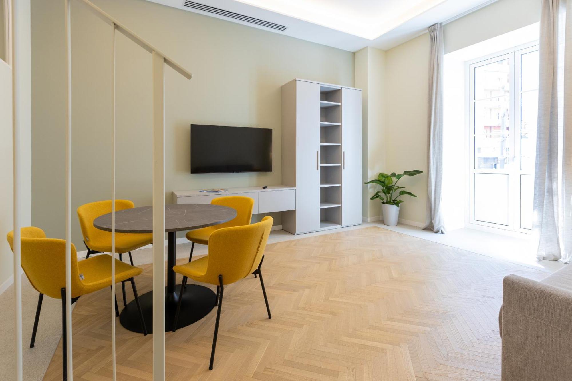 Teatro Romano Exclusive Suites Триест Екстериор снимка