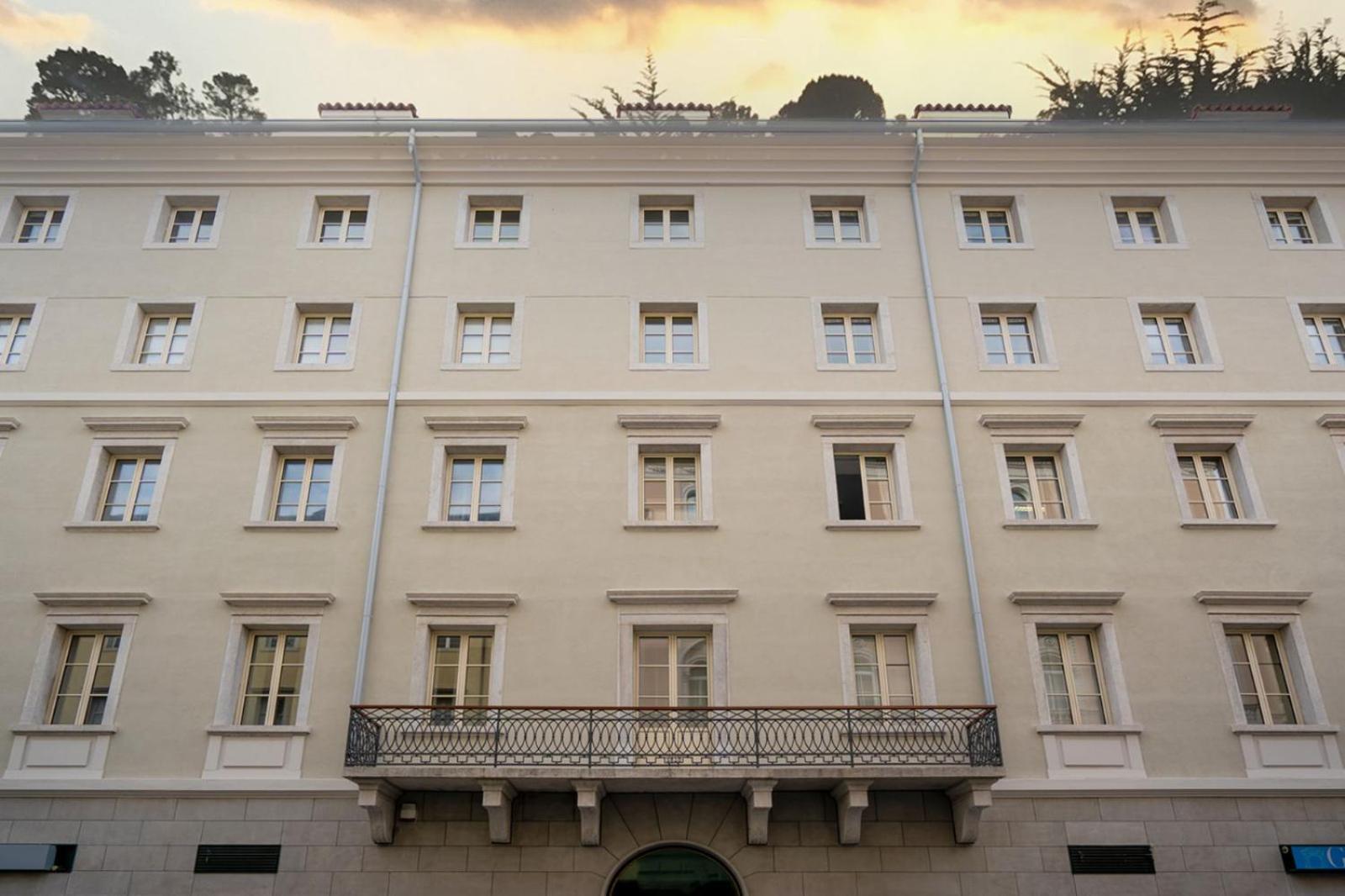 Teatro Romano Exclusive Suites Триест Екстериор снимка